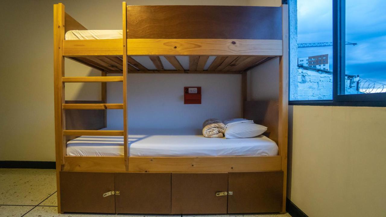 Wanderlust Hostel Armenia  Esterno foto